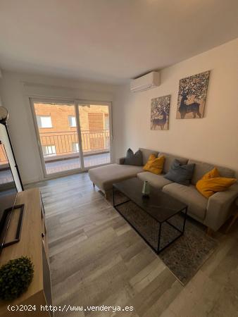 Bonito apartamento reformado en Playa del Cura con licencia turística - ALICANTE