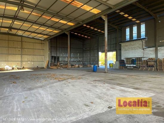  Nave Industrial de 2500m2 situada en Hoznayo 