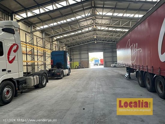 Nave Industrial de 2500m2 situada en Hoznayo