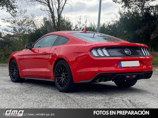 Ford Mustang 5.0 TiVCT V8 331KW Mustang GT AT Fastback 2p 450Cv - Rubí