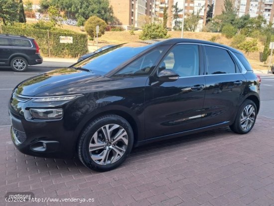 Citroen C4 Picasso 1.2i 130cv de 2016 con 120.000 Km por 9.775 EUR. en Madrid