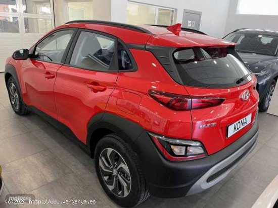 Hyundai Kona 1.6 GDI DT Maxx de 2023 con 13.000 Km por 24.200 EUR. en Cuenca