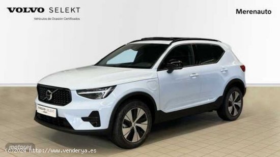 Volvo XC40 1.5 T4 PHEV RECHARGE PLUS DARK DCT 211 5P de 2023 con 86 Km por 45.400 EUR. en A Coruna