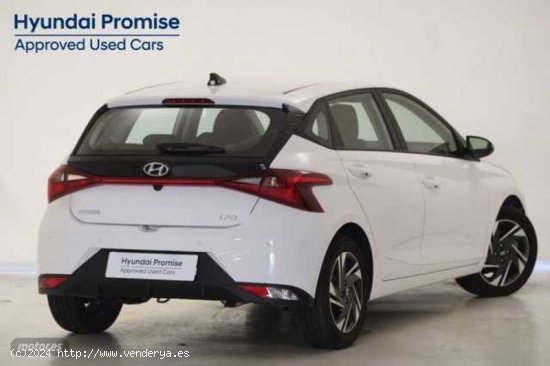 Hyundai i20 1.0 TGDI Klass 100 de 2023 con 11.781 Km por 18.990 EUR. en Pontevedra