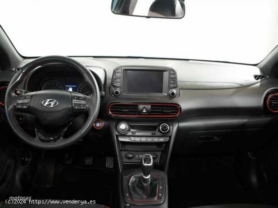 Hyundai Kona 1.0 TGDI SLE 4x2 de 2020 con 35.800 Km por 18.990 EUR. en Cadiz