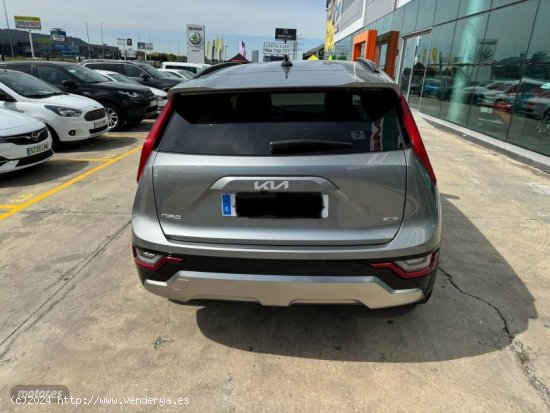 Kia Niro 1.6 GDi HEV 95kW (129CV) Emotion de 2022 con 8.900 Km por 29.000 EUR. en La Rioja