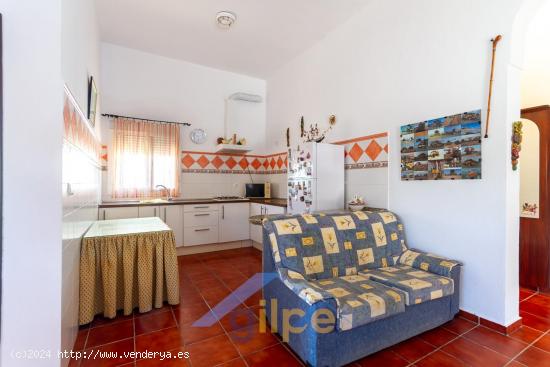 Chalet en la zona de Venta El Monje de Marchena. - SEVILLA