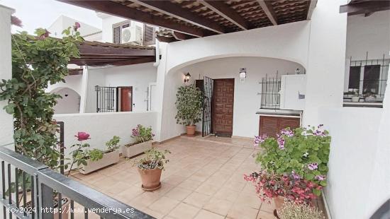 VENTA DE FANTASTICA CASA ADOSADA EN PLENO CENTRO DE SEGUR DE CALAFELL - TARRAGONA