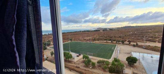 MAGNIFICA VIVIENDA EN URBANIZACION DEL PALMERAL DE URBIS EN ALICANTE, CON GARAJE Y TRASTERO - ALICAN