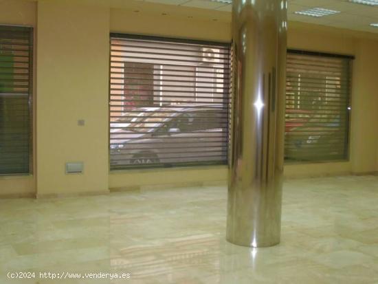 LOCAL DE 185 M2 LISTO PARA OCUPAR COMO OFICINAS - ALICANTE