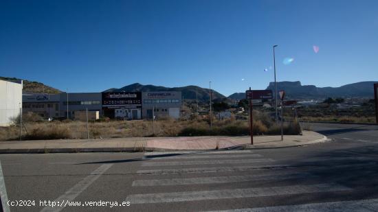 Parcela de terreno en el Polígono Industrial Torreta Rio - ALICANTE