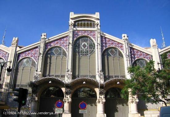 VENTA DE NEGOCIO EN EL MERCADO CENTRAL - VALENCIA