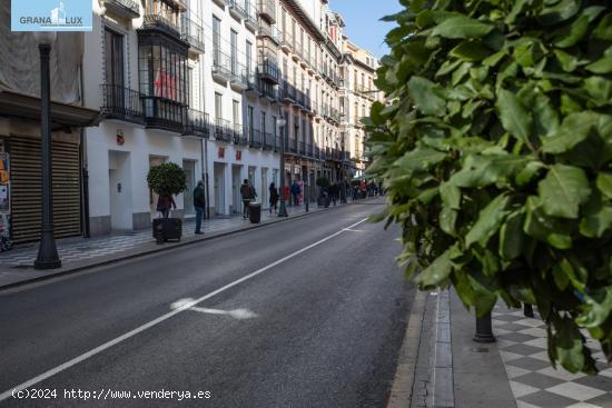 Se vende plaza de aparcamiento - GRANADA