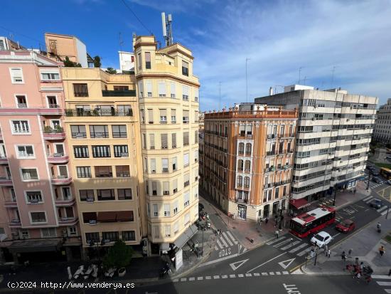 VIVIENDA EN EDIFICIO EXCLUSIVO ZONA CENTRO DE VALENCIA - VALENCIA