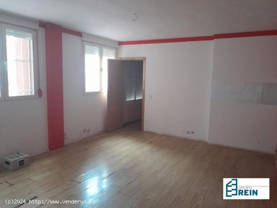 LOCAL COMERCIAL DE 150 M2 EN FUENCARRAL - MADRID