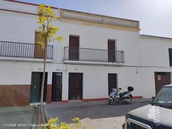 VIVIENDA EN VENTA EN AZUAGA - BADAJOZ