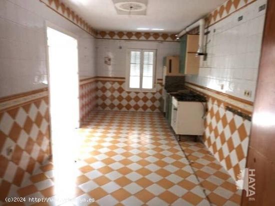 Se Vende en Puebla de la Calzada - BADAJOZ