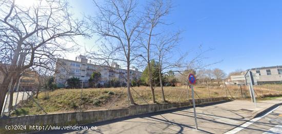 SE VENDE TERRENO URBANO EN TERRASSA, ZONA ROC BLANC - BARCELONA