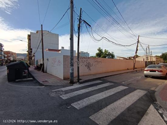 Suelo urbano en esquina en Patiño - MURCIA