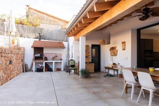 Encantadora casa de pueblo con piscina en Pòrtol, Marratxí - BALEARES