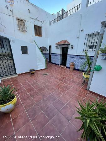 SE VENDE CASA EN ZONA CASCO ANTIGUO - CADIZ