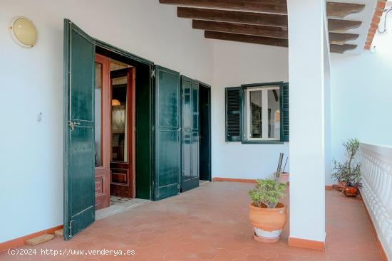 Casa con jardín y garaje en Son Vilar - BALEARES