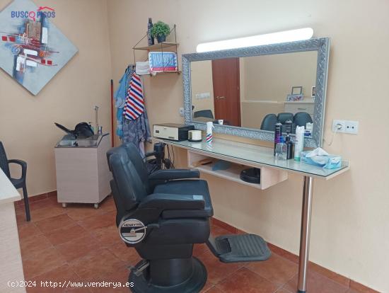 LOCAL COMERCIAL REFORMADO EN SECTOR SUR (zona baja) - CORDOBA