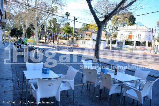 DE 2 ALTURAS CON TERRAZA JUNTO AL CENTRO DE SALUD - VALENCIA