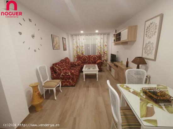 Habitación para chicas en magnífico piso en alquiler - CORDOBA