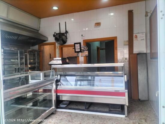 LOCAL COMERCIAL EN PUERTO REAL - CADIZ