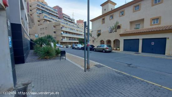 Plaza de garaje en zona Envia Golf - ALMERIA