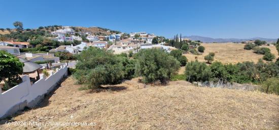 PARCELA A BUEN PRECIO EN CERROS DEL AGUILA - MALAGA