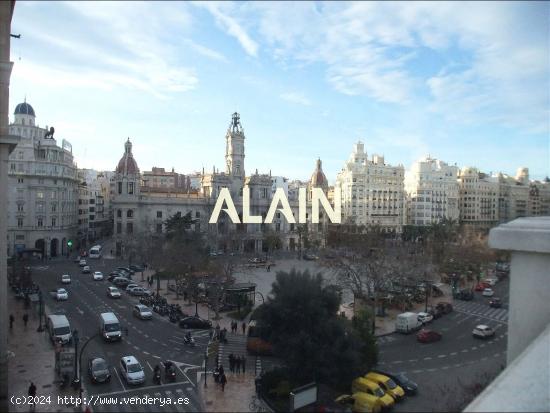 ÁTICO EN PLAZA AYUNTAMIENTO - VALENCIA