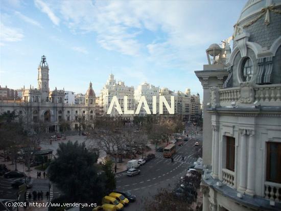 ÁTICO EN PLAZA AYUNTAMIENTO - VALENCIA