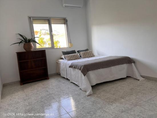 PISO ALQUILER POR HABITACIONES 350€/HABITACION LOS BERMEJALES, IDEAL PARA ESTUDIANTES - SEVILLA