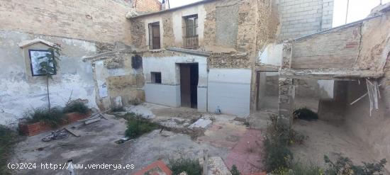 ¡OCASIÓN! CASA PARA REFORMAR EN RIVERA DE MOLINA - MURCIA