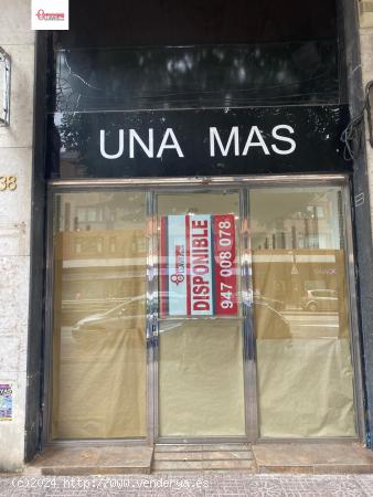 En Burgos. Se alquila local único en Avda. Cid (principio). Planta baja, sótano y parte superior. 