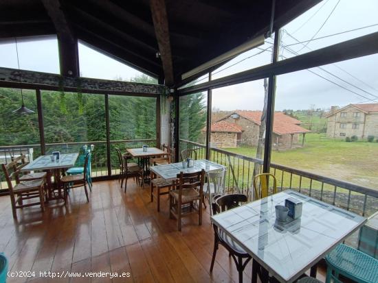 CASA EN QUEVEDA FUNCIONANDO COMO NEGOCIO DE HOSTELERÍA.- - CANTABRIA