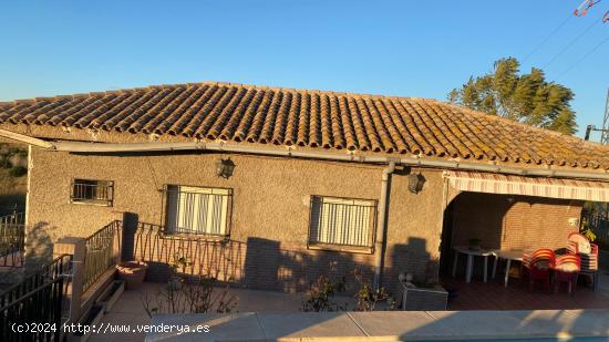 SE VENDE CHALET EN VILAMARXATN - VALENCIA