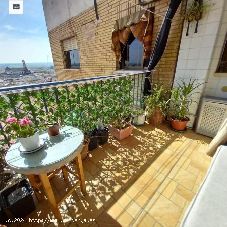  MAGNIFICO PISO EN AVENIDA OLLERIAS CON 144M2 - CORDOBA 