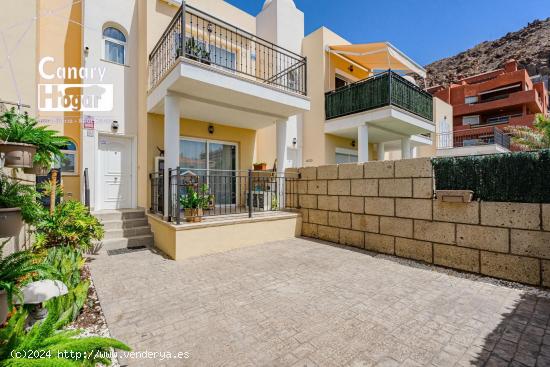 Se vende casa adosada de 2 plantas en Palm Mar, residencial Estrella del Sur. - SANTA CRUZ DE TENERI