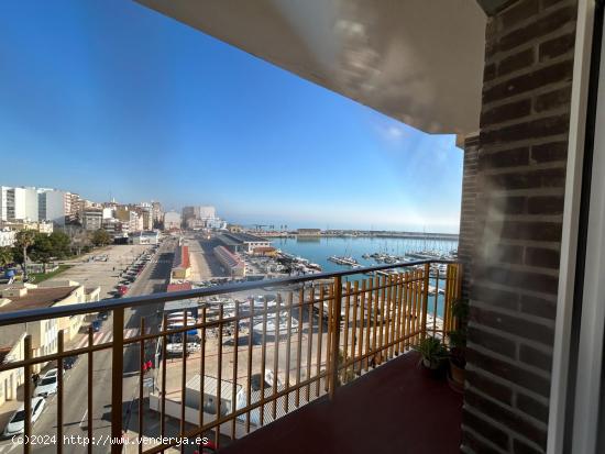 PISO CON VISTAS AL MAR EN EL PUERTO. PLAZA DE PARQUING OPCIONAL. - CASTELLON