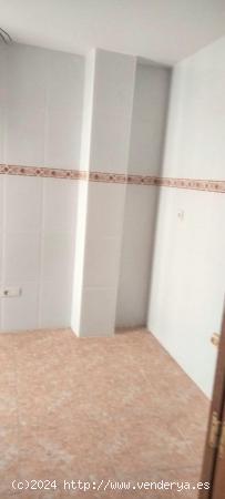 APARTAMENTO A 100 m. DE LA PLAYA - MURCIA