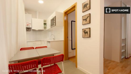 Acogedor estudio en alquiler en L'Hospitalet de Llobregat - BARCELONA