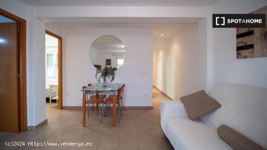 Piso de 3 habitaciones en alquiler en El Cabanyal - VALENCIA