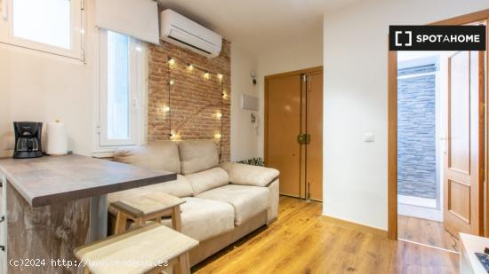 Apartamento entero de 1 habitaciones en Madrid - MADRID