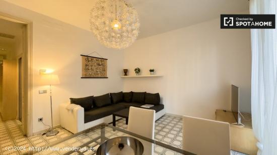 Apartamento de 3 dormitorios en alquiler en Barcelona - BARCELONA