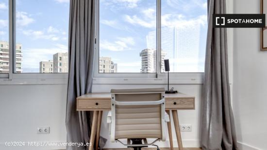 Apartamento de 3 dormitorios en alquiler en Barcelona - BARCELONA