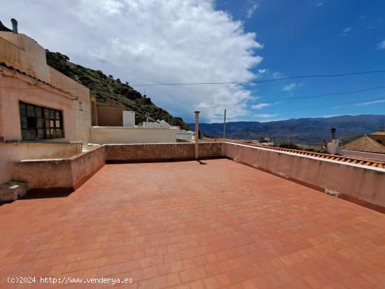 Casa en la Alpujarra almeriense. Ohanes. - ALMERIA