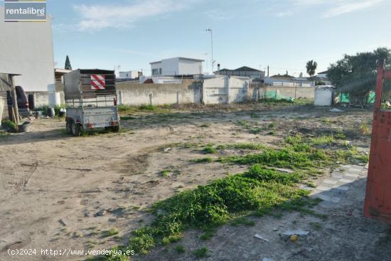 GRAN PARCELA URBANA DE MAS DE 500 METROS - CADIZ